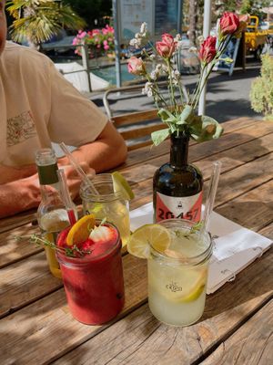 Berry smoothie, Moscow Mule and Surfers Mate   at Pier 17 in Oberhofen