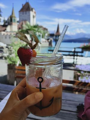 Season smoothie (vegan) at Pier 17 in Oberhofen