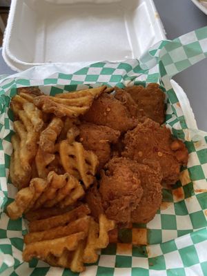 Waffle fries and nuggets at Twisted Plants in Cudahy