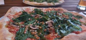 Pizza Nr. 5 at Mama Earth in Salzburg