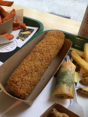 "vlees" kroket at Royal Frituur in Bruges