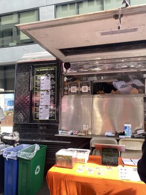 Crazy Long Lines - So I Missed Out 🫠 That Only Means Food is Tasty   at Vegan Hood Chefs in San Francisco