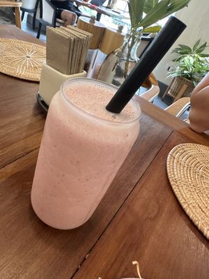 Strawberry MILKSHAKE😍  at Annie in Koh Samui