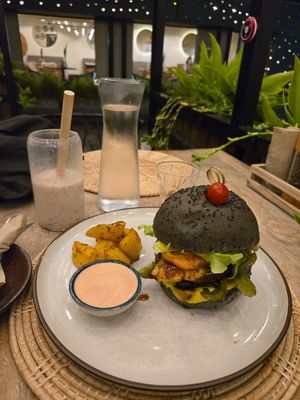 Teriyaki burger at Annie in Koh Samui
