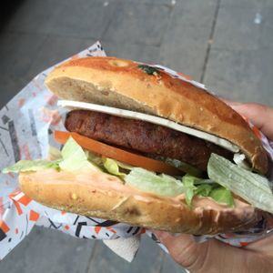 shiraki burger, was brilliant and very tasty  at Gopal - Vegan Deli in Barcelona