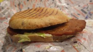 Crispy seitan sandwich at Gopal - Vegan Deli in Barcelona