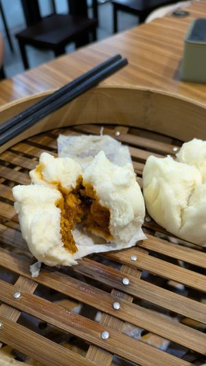 Char Sui bun at Boiled Bodhi Vegetarian Cuisine 大豐野菜館（滷菩提）素食/蔬食 in Taichung