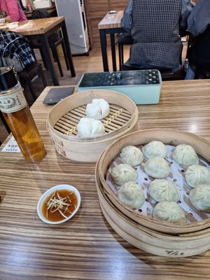 Soup dumplings, char siew buns and winter melon tea at Boiled Bodhi Vegetarian Cuisine 大豐野菜館（滷菩提）素食/蔬食 in Taichung