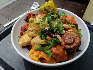 Ein bisschen von Vielem at Sattgrün - Neumarkt in Cologne