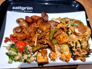 selection of buffet at Sattgrün - Neumarkt in Cologne