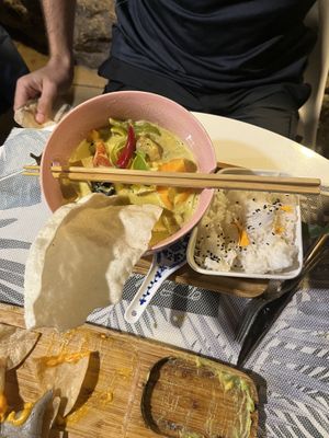 Yellow curry with vegetables  at Kanguro Truchero in Bielsa