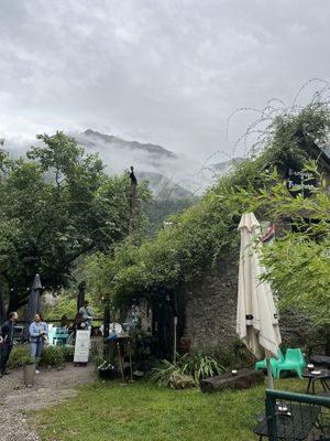   at Kanguro Truchero in Bielsa