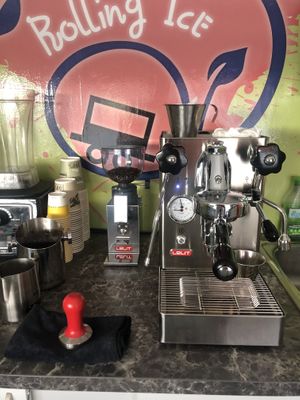 Espresso machine 😋 at Rolling Ice in Helsinki