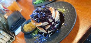 Blueberry pancakes at Lilith Coffee in Rotterdam