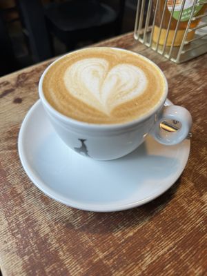 Flat white   at Lilith Coffee in Rotterdam