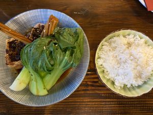 Fried tofu with mushroom and pak choi  at Ong Tao Vegan in Frankfurt