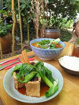 Gefüllter Tofu (mega Lecker😍) at Ong Tao Vegan in Frankfurt