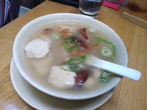 Vegan chicken soup with mushrooms at Ong Tao Vegan in Frankfurt