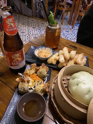 Tempura, Dumplings & Bao-Bun at Ong Tao Vegan in Frankfurt