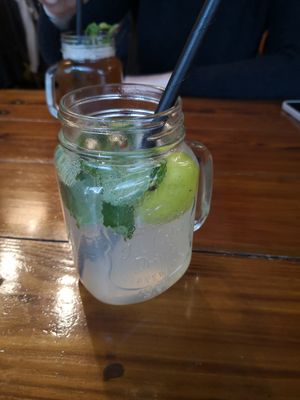 Ingwer - Limetten-Minz Limonade at Ong Tao Vegan in Frankfurt