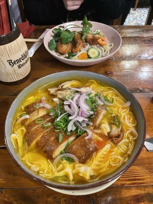 Mock duck rice noodle soupp  at Ong Tao Vegan in Frankfurt