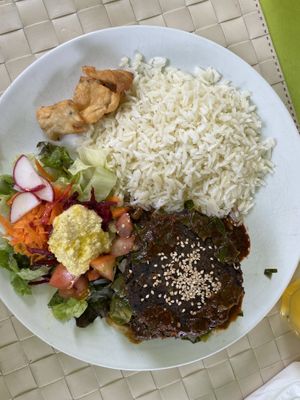 Hamburger Meal at Sabor Superior in Alges