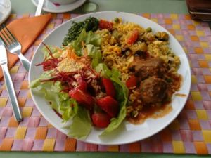 Tofu rice and lentils meatballs at Sabor Superior in Alges