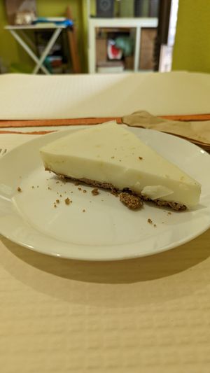 Lemon cake at Sabor Superior in Alges