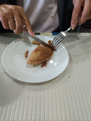 Pastel de maçã at Sabor Superior in Alges