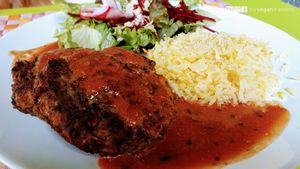 For more photos, information and a video please visit our vegan travel blog: www.the-vegan-travelers.com or follow us on Instagram/Youtube/Facebook: @thevegantravelers at Sabor Superior in Alges