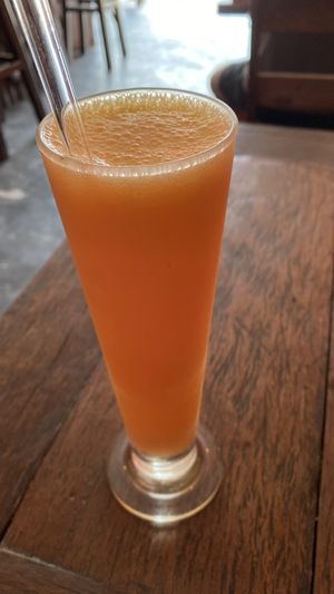 Delicious Passion Fruit Shake  at The Worlds End in Koh Phangan