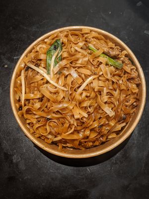 Chow Mein Mock Lamb with Black Bean Sauce at Kay Kay in Luton