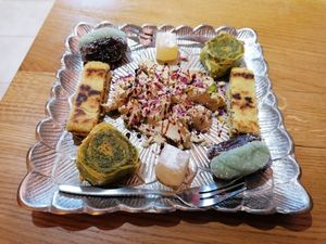 Vegan high tea arabic style, ''sweet round'' at El Maïda in Groningen