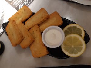 Starter / Panelle Siciliane at Choose in Madrid