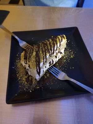 Tarta de pistacho at Choose in Madrid