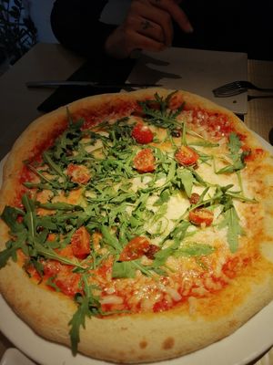 Pizza con rúcula at Choose in Madrid