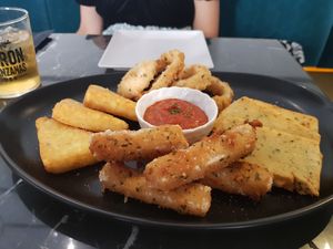 Mix fried antipasti at Choose in Madrid