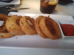 Onion rings at Choose in Madrid