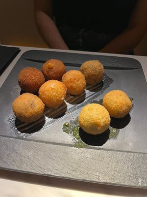 Arancini different flavors 18€ at Choose in Madrid