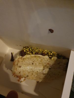 There was no room for dessert so the Pistachio cake had to be take away.  at Choose in Madrid