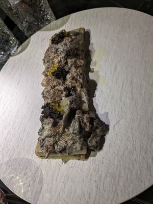 PACCHERI FUNGHI, SALSICCIA E TARTUFO at Choose in Madrid