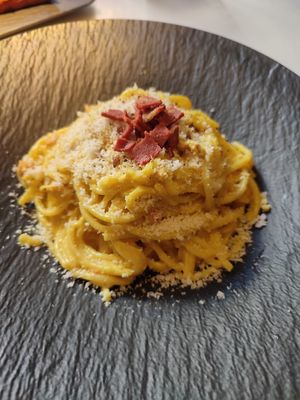 Pasta Carbonara 16€ at Choose in Madrid