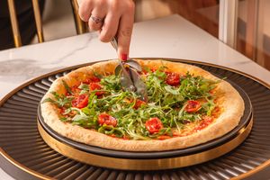 Pizza rucola. at Choose in Madrid