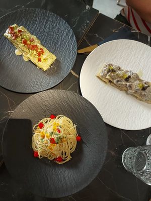 Cada plato de pasta 17€ at Choose in Madrid