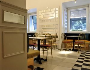 Sala Espejo at Choose in Madrid