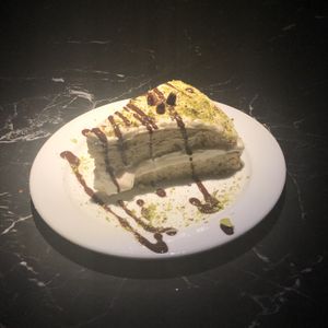 Pistachio cake (incredible !) at Choose in Madrid