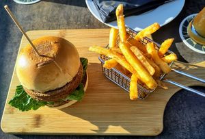 Falafelburger ohne Harissasauce (vegan) at Unikat in Cuxhaven