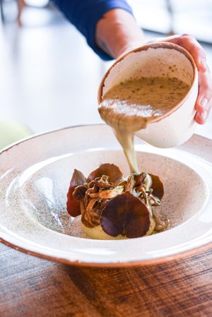 Sorrel soup with puree at Zakwasownia in Gdansk