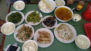 A very cheap feast of vegan food at Huong Thien in Tam Ky