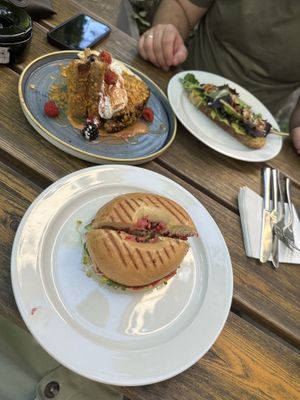   at Birdie & Co - Bagelstraße in Dusseldorf